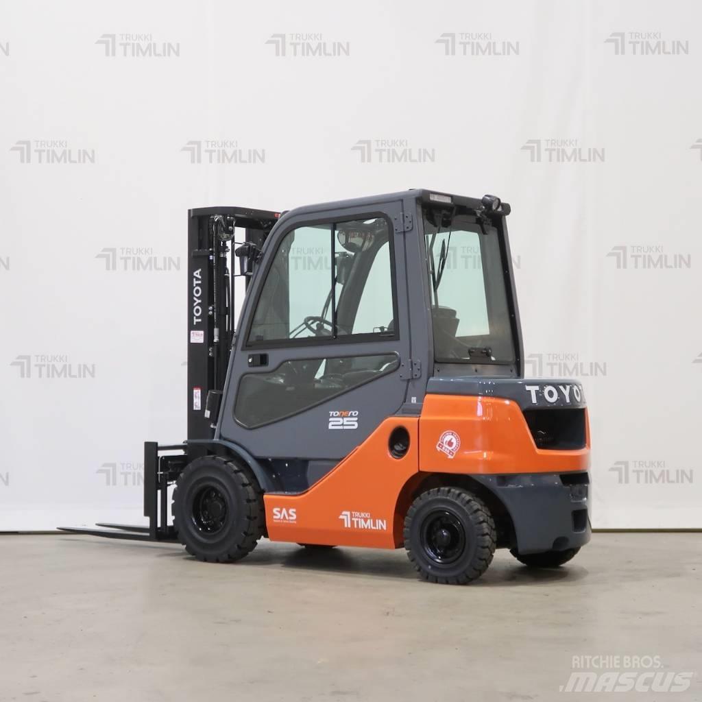 Toyota 52-8FDF25 Dizelski viljuškari