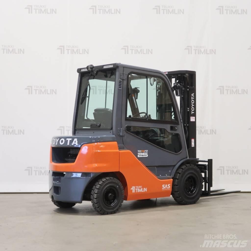 Toyota 52-8FDF25 Dizelski viljuškari