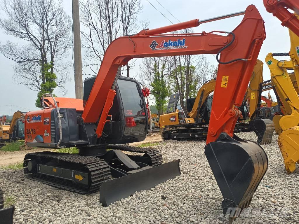 Hitachi ZX 70 Midi bageri 7t – 12t