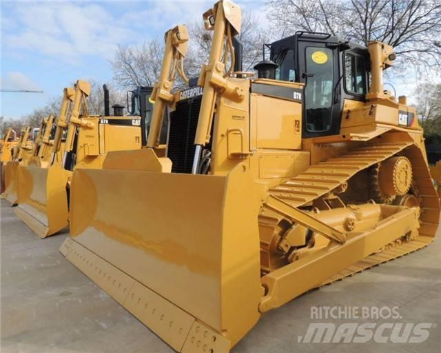 CAT D 7 R Buldožeri guseničari