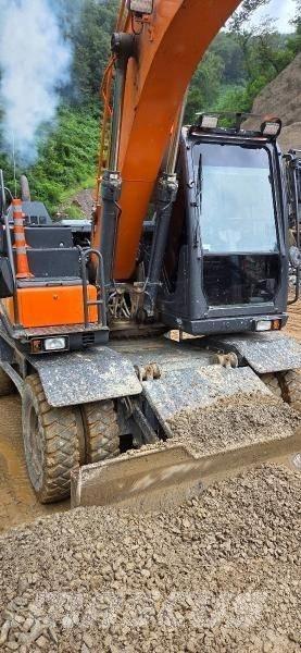 Doosan D 140W-5 Bageri točkaši