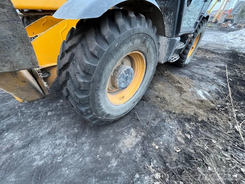 JCB 540-140 Teleskopski viljuškari