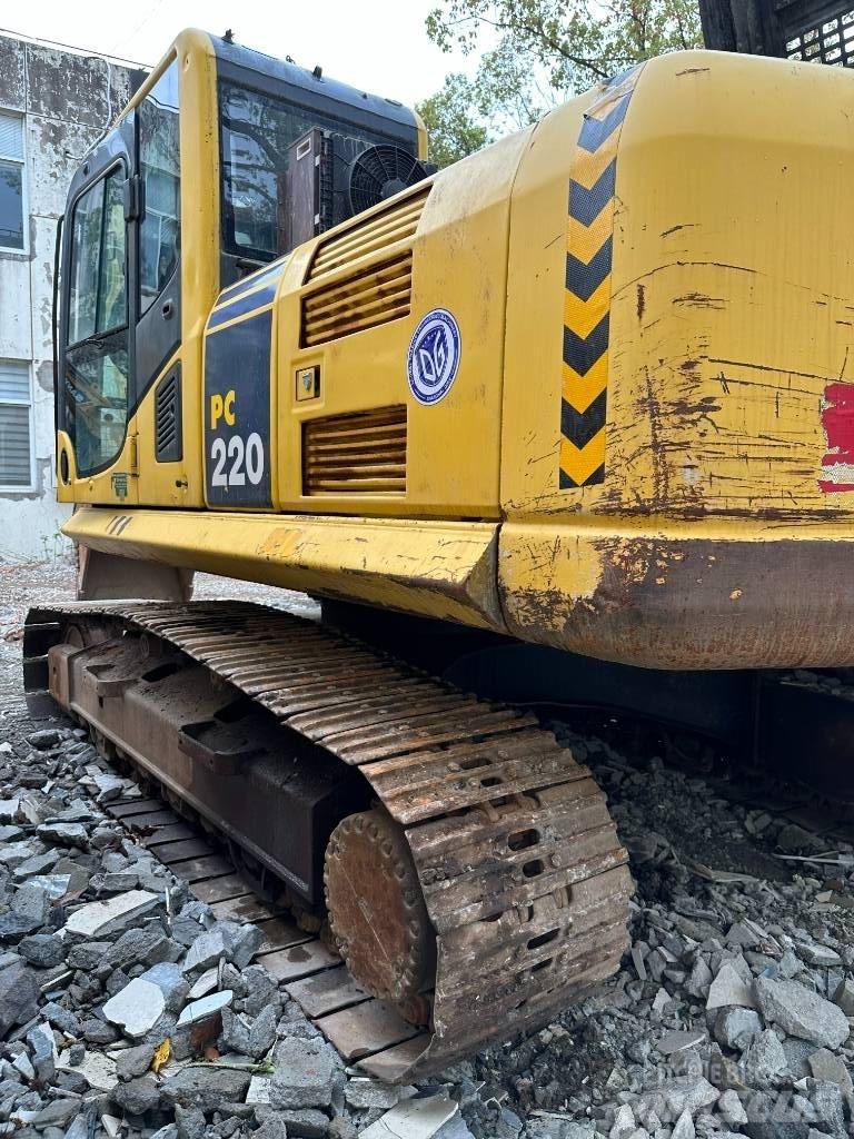 Komatsu PC220-8MO Bageri guseničari