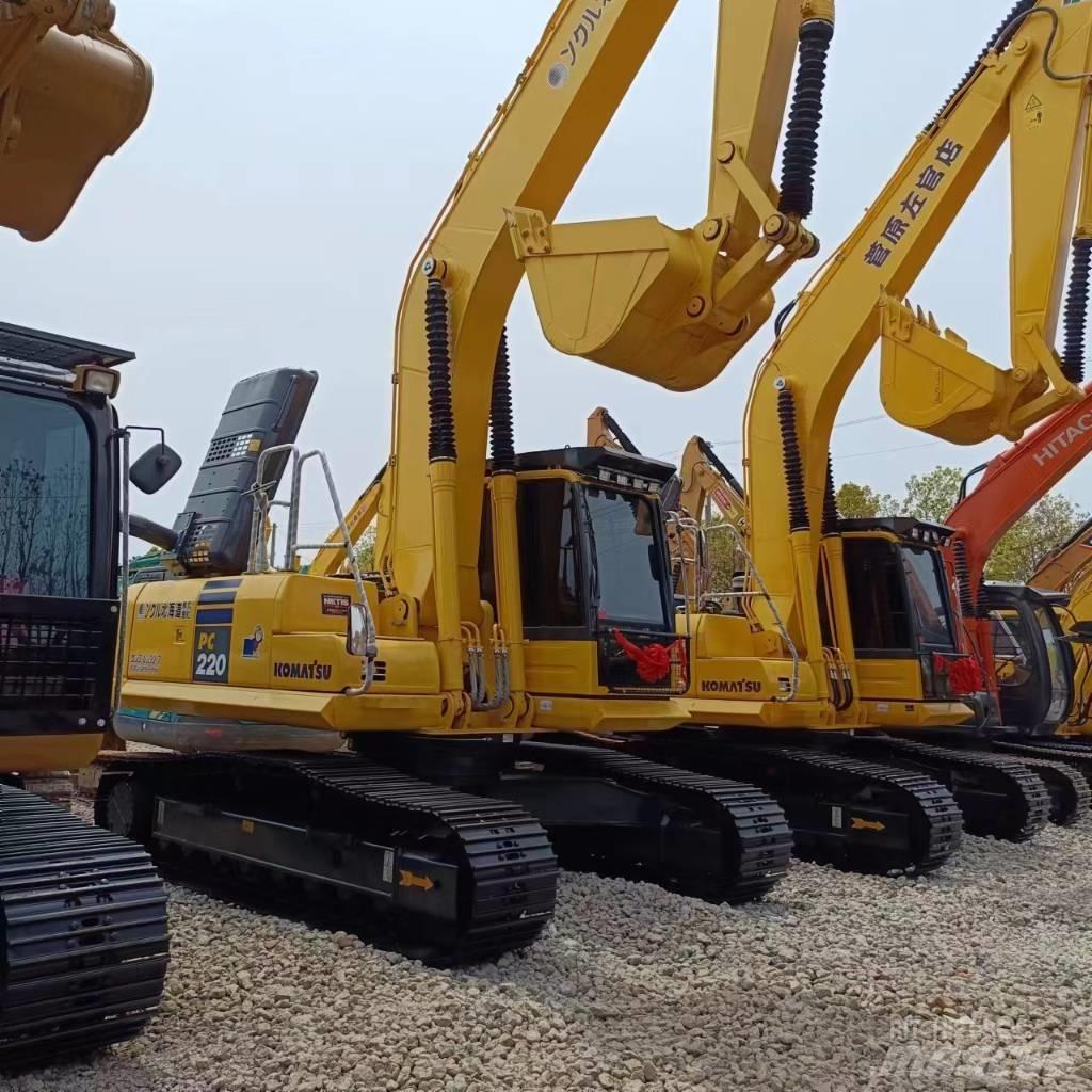 Komatsu PC 220 Bageri guseničari