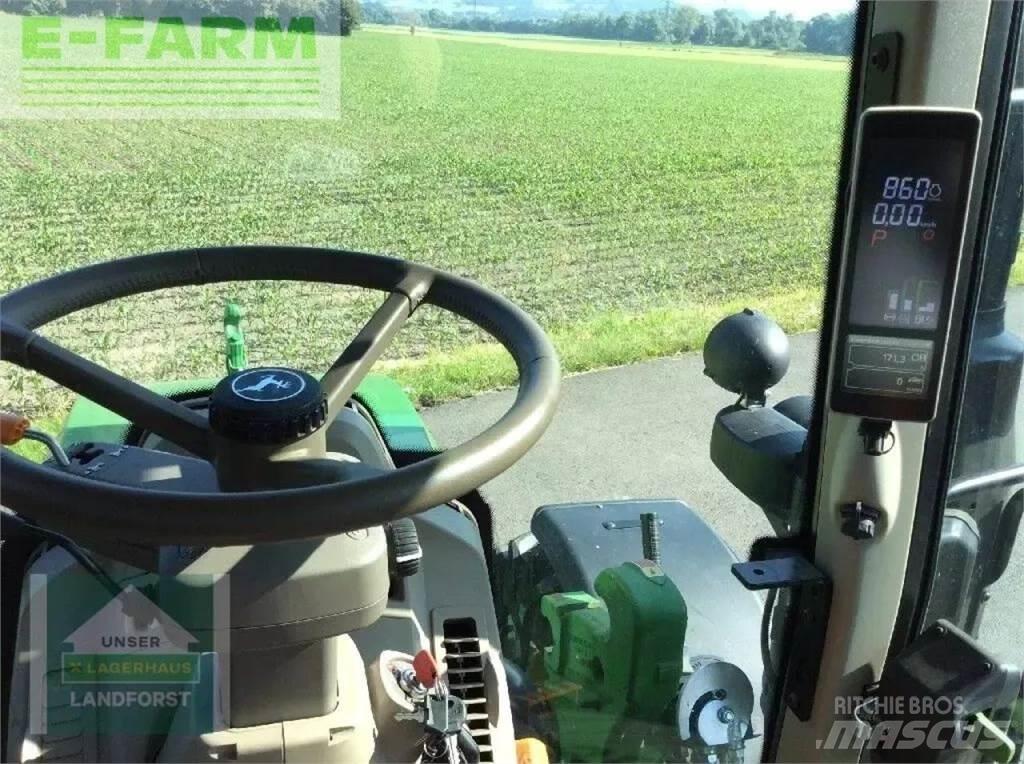 John Deere 6120 m Traktori