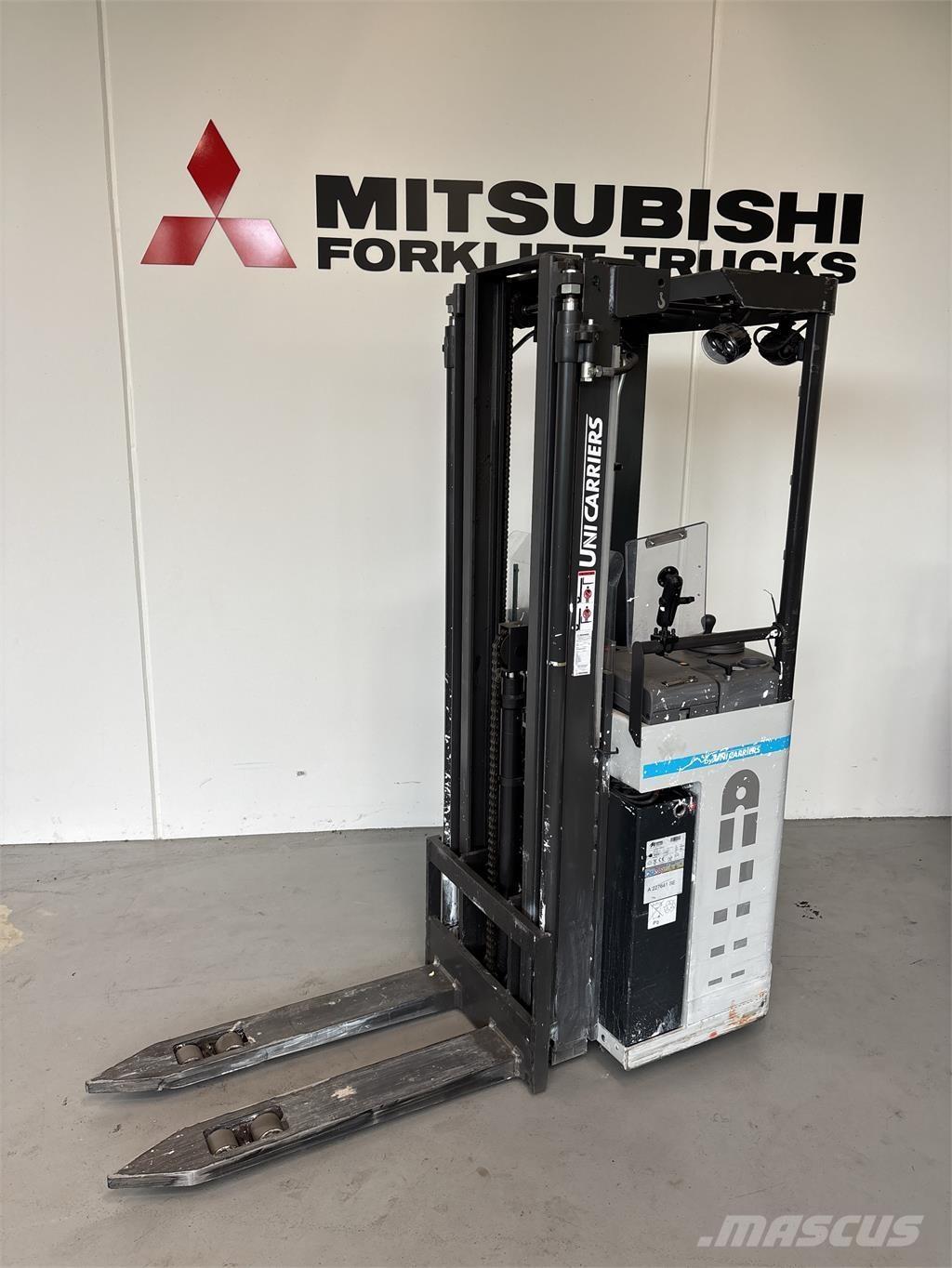 Atlet A160 Samopogonski ručni viljuškari