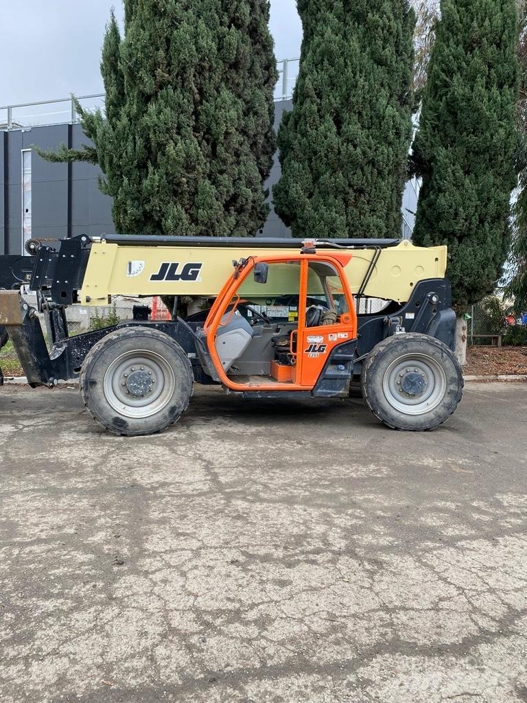 JLG 1255 Teleskopski viljuškari