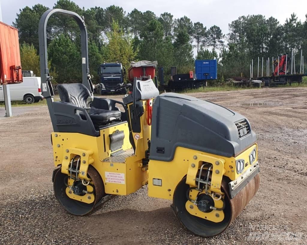 Bomag BW 100 AD M-5 Valjci sa duplim bubnjem