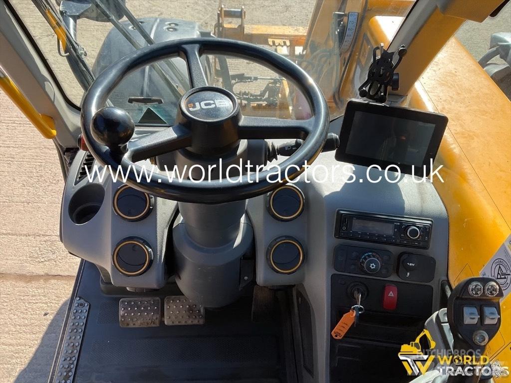 JCB 532 60 Poljoprivredni teleskopski utovarivači