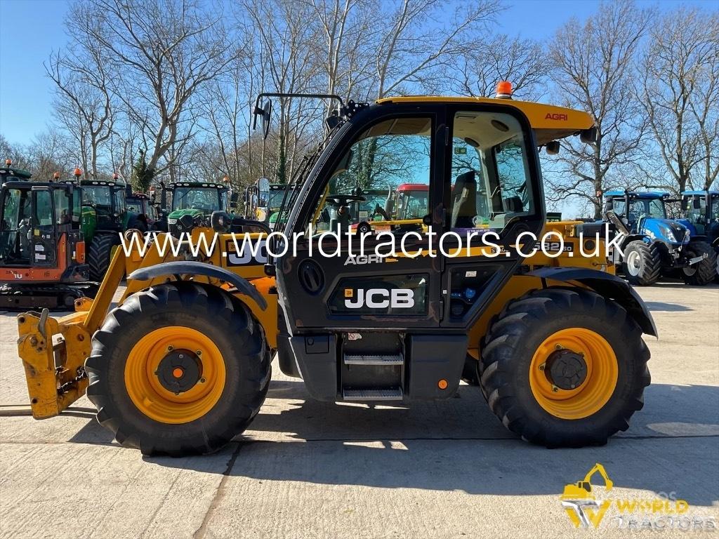 JCB 532 60 Poljoprivredni teleskopski utovarivači