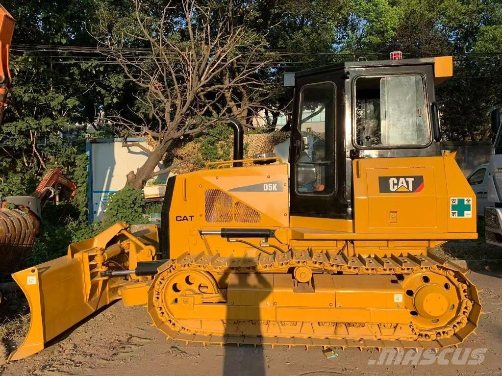 CAT D 5 K Buldožeri guseničari