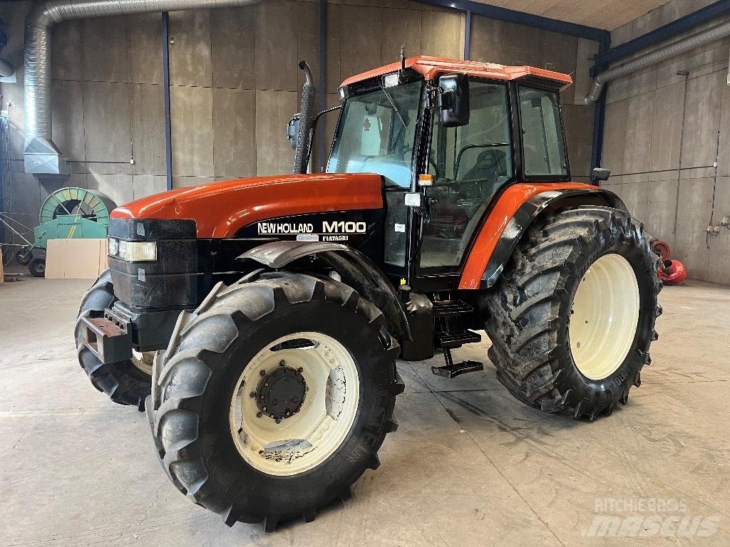 New Holland M 100 DT Traktori