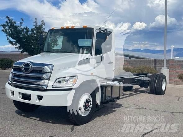 Hino L6 Kamioni-šasije