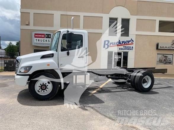 Hino L7 Kiperi kamioni