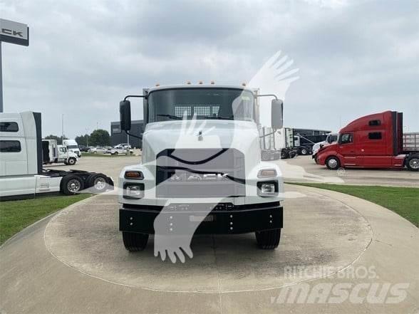Mack MD6 Kamioni sa otvorenim sandukom
