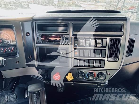 Mack MD6 Kiperi kamioni
