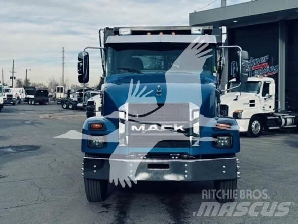 Mack MD6 Kiperi kamioni
