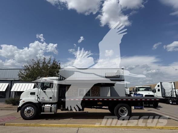 Mack MD6 Kamioni sa otvorenim sandukom