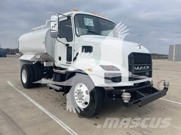 Mack MD7 Kamioni cisterne