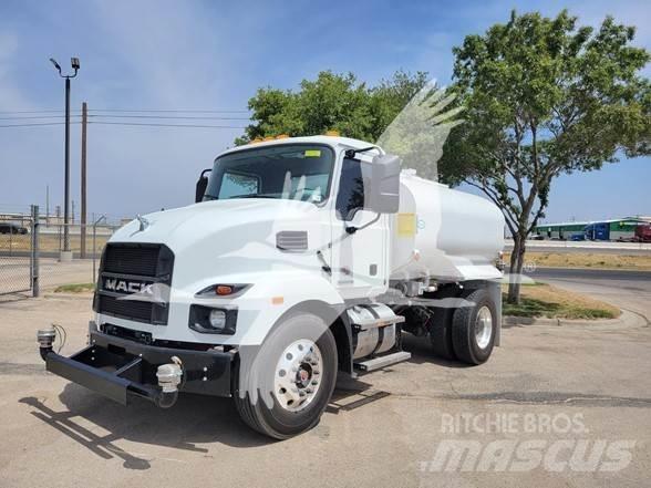 Mack MD7 Kamioni cisterne