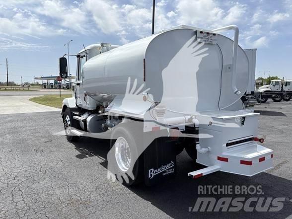 Mack MD7 Kamioni cisterne