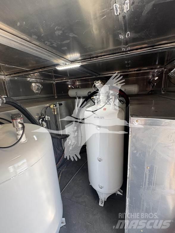 Mack MD7 Ostalo za građevinarstvo