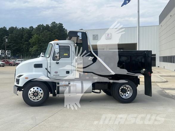 Mack MD7 Kiperi kamioni