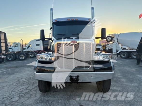 Peterbilt 567 Tegljači