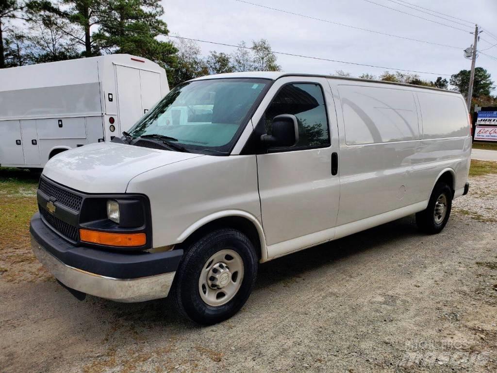 Chevrolet G3500 Dostavna vozila / kombiji