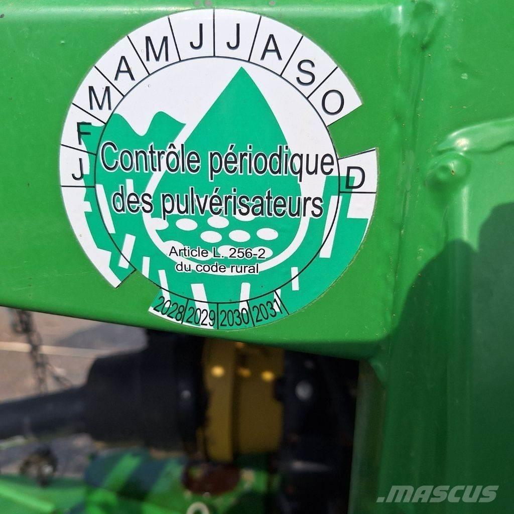 John Deere 732 Vučene prskalice