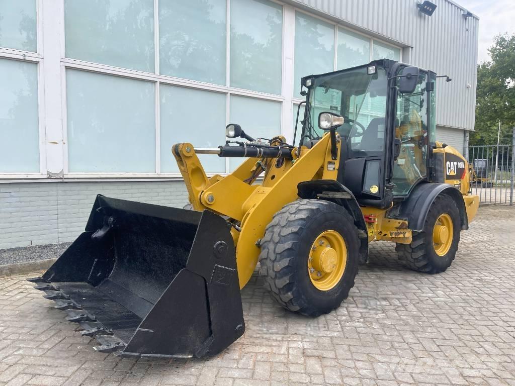 CAT 906 M    2018 Utovarivači na točkove