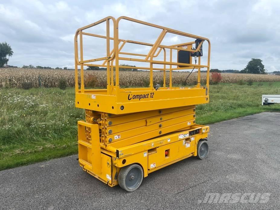 Haulotte Compact 12 Makazaste platforme