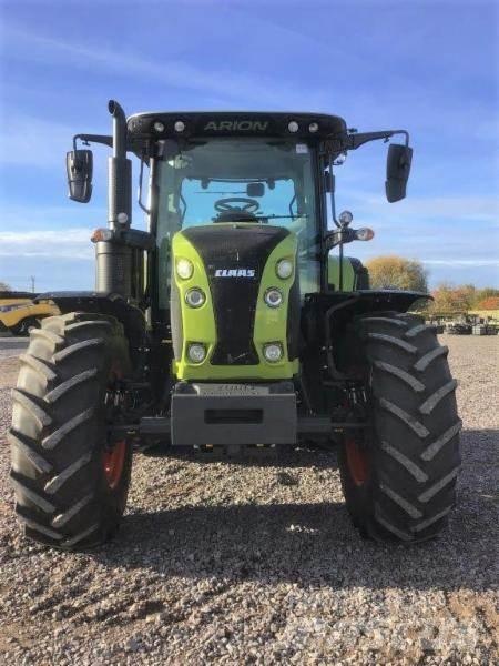 CLAAS ARION 530 Traktori