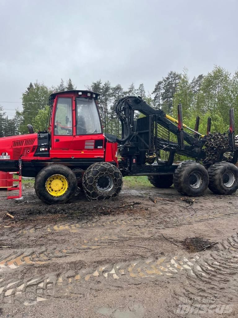 Komatsu 865 Forvarderi