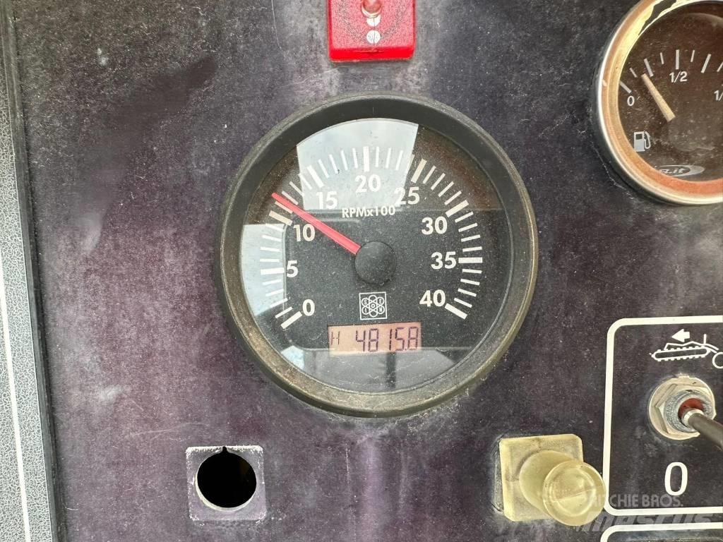 Bomag BF 223 C Asfaltni finišeri