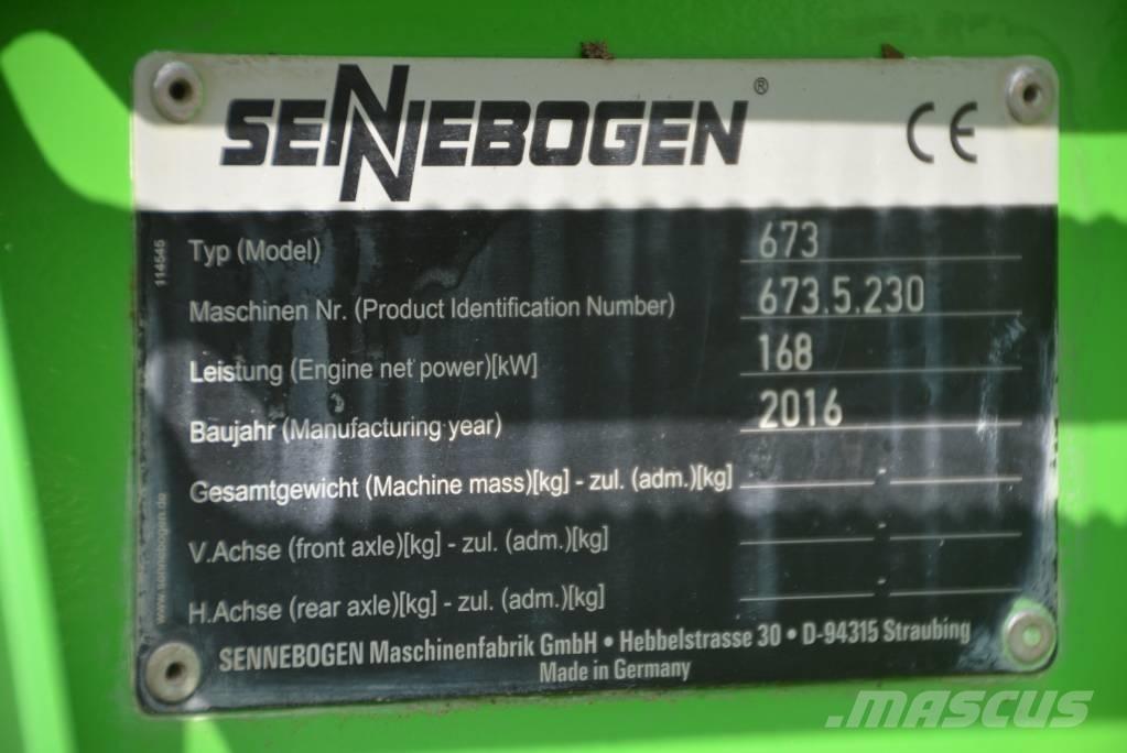 Sennebogen 673 E Derik kranovi