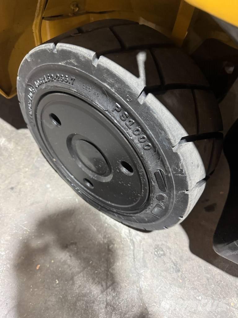 CAT 2C 6000 Viljuškari - ostalo