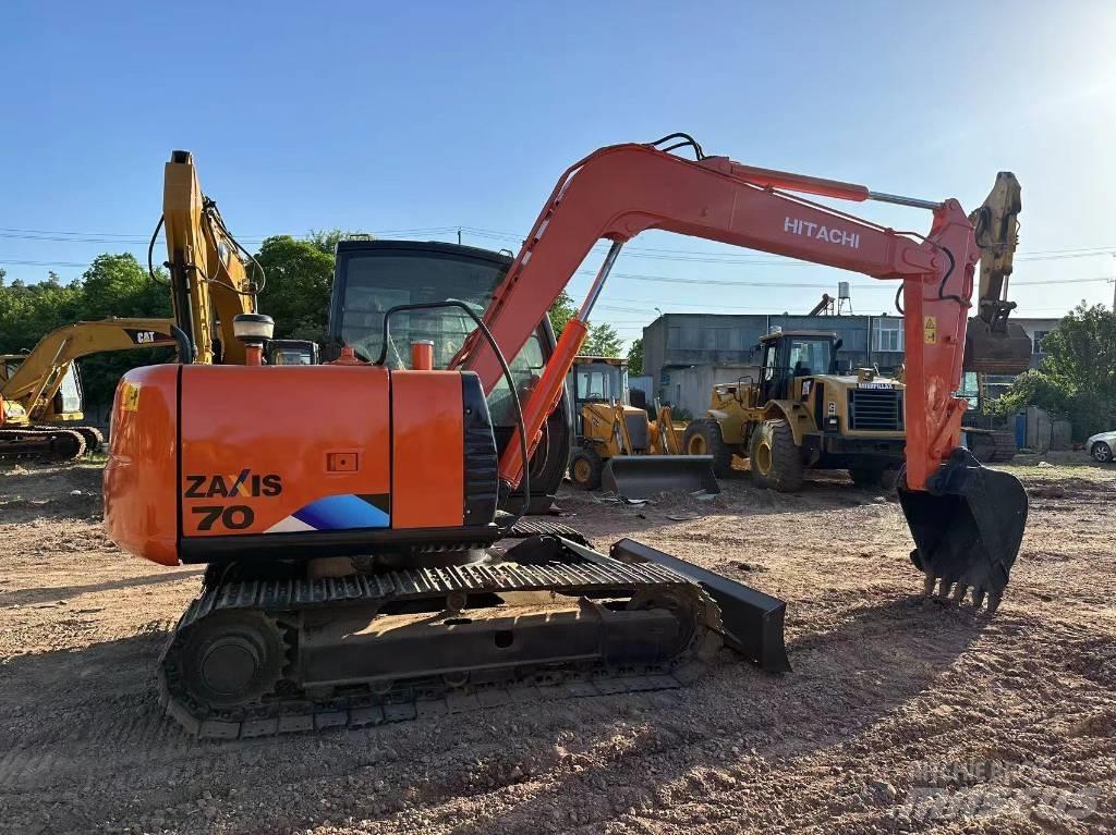 Hitachi ZX 70 Midi bageri 7t – 12t