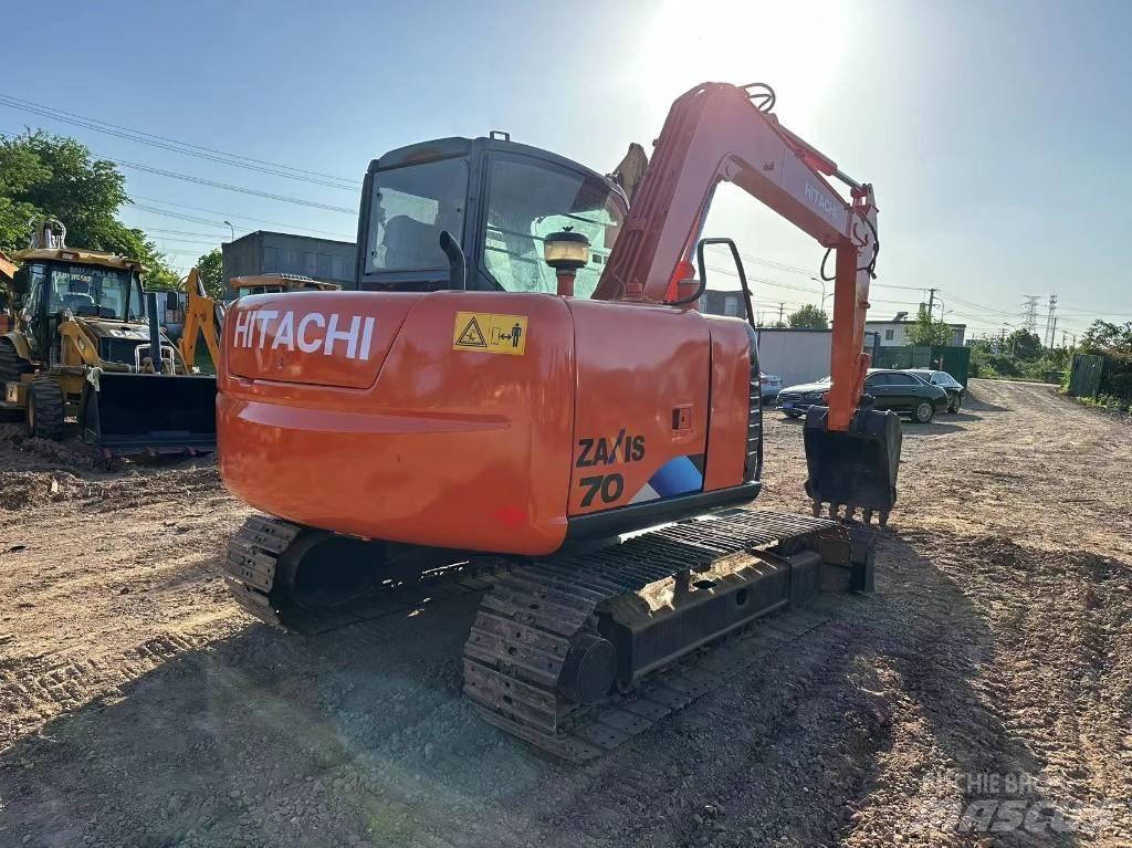 Hitachi ZX 70 Midi bageri 7t – 12t