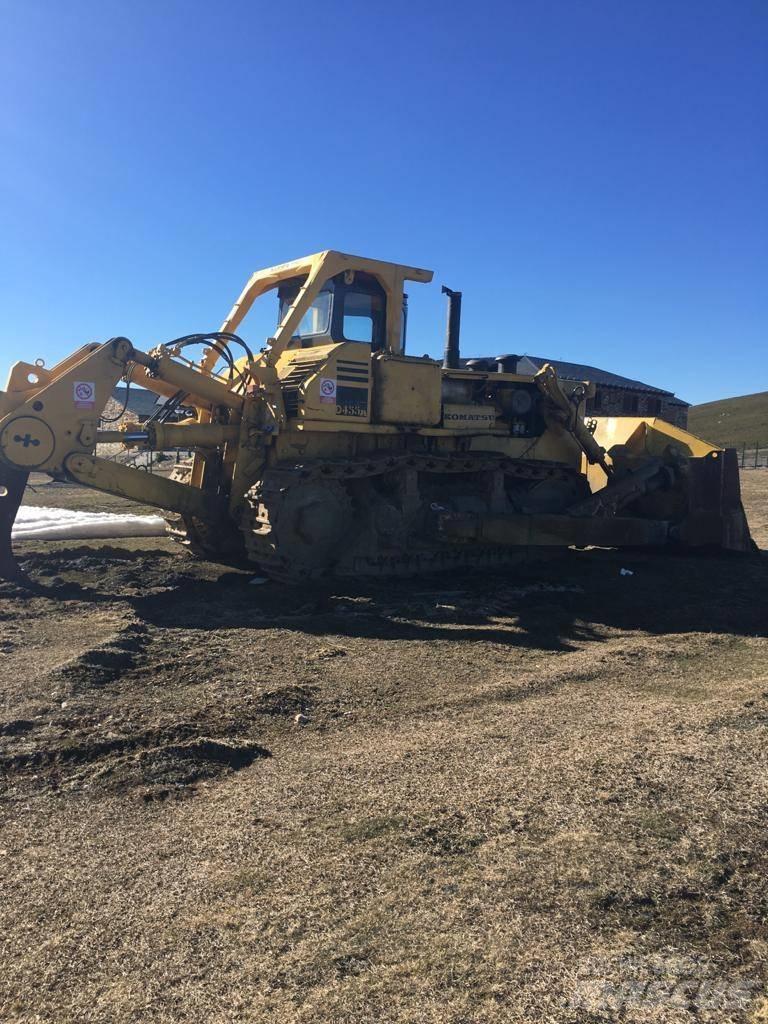 Komatsu 455 Buldožeri guseničari