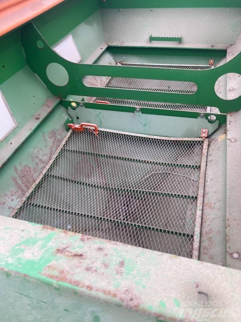 Amazone ZA-M 3000 Rasturači mineralnog đubriva