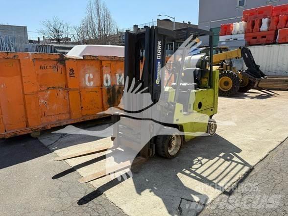 Clark C500S80 Dizelski viljuškari