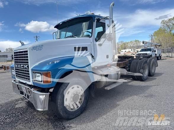 Mack CH613 Tegljači