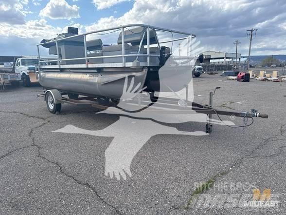  PONTOON BOAT Ostalo za građevinarstvo