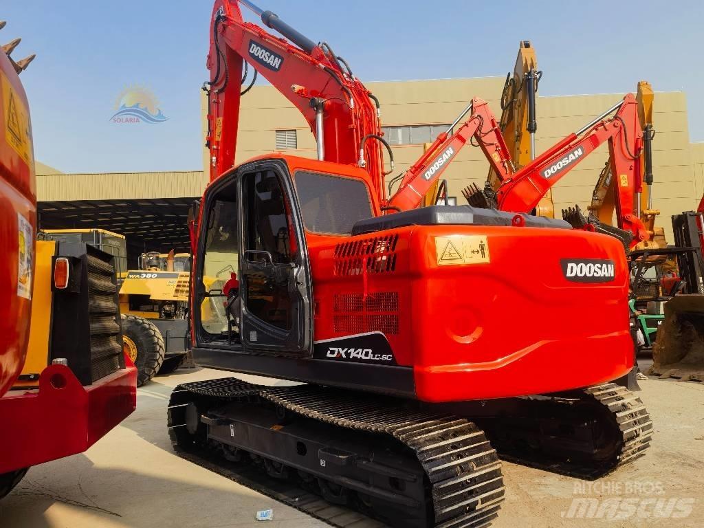 Doosan DX 140 LC Bageri guseničari