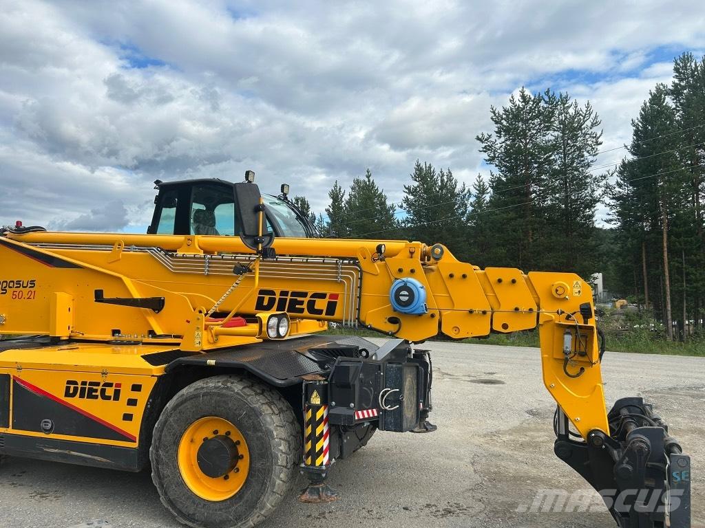 Dieci PEGASUS 5.21 Teleskopski viljuškari