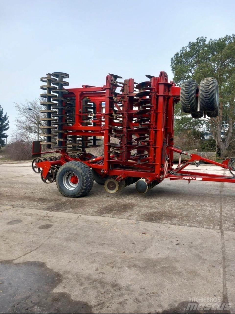Horsch Joker 12 RT Tanjirače