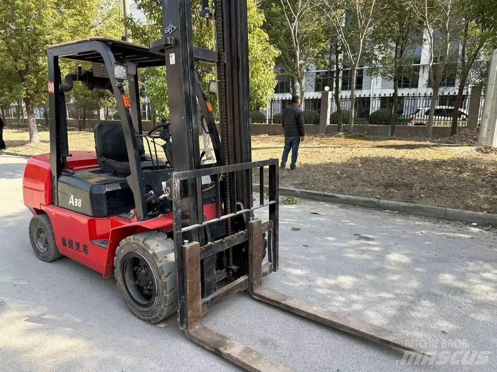 Hangcha A38 Dizelski viljuškari