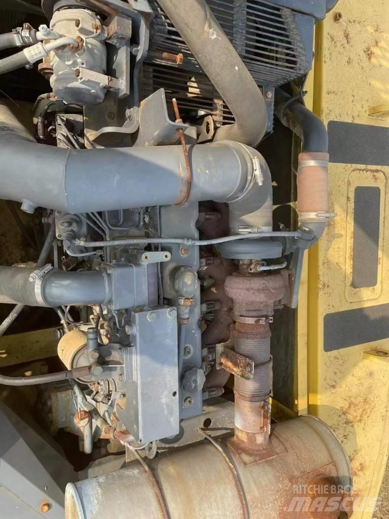 Komatsu PC360 Bageri guseničari