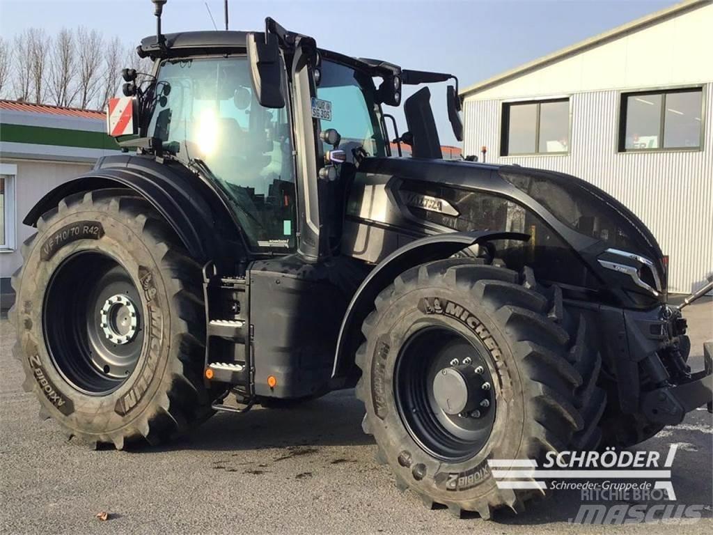 Valtra Q 305 Traktori